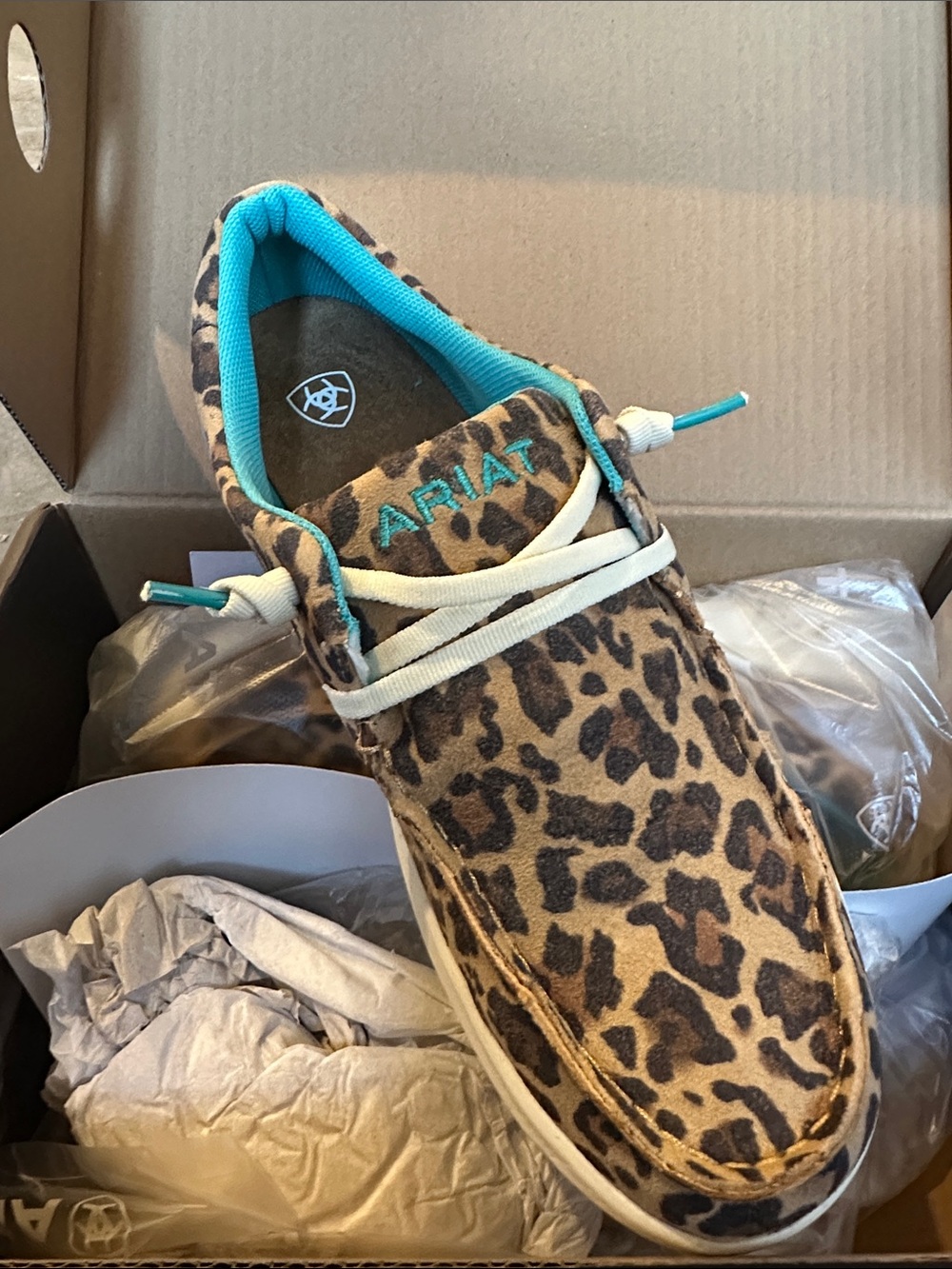 Ariat Leopard Print Slip-On with Turquoise Accents size 9 Women’s